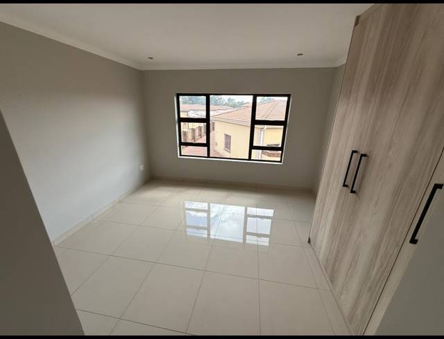 4 BEDROOM HOUSE FOR SALE IN COMET